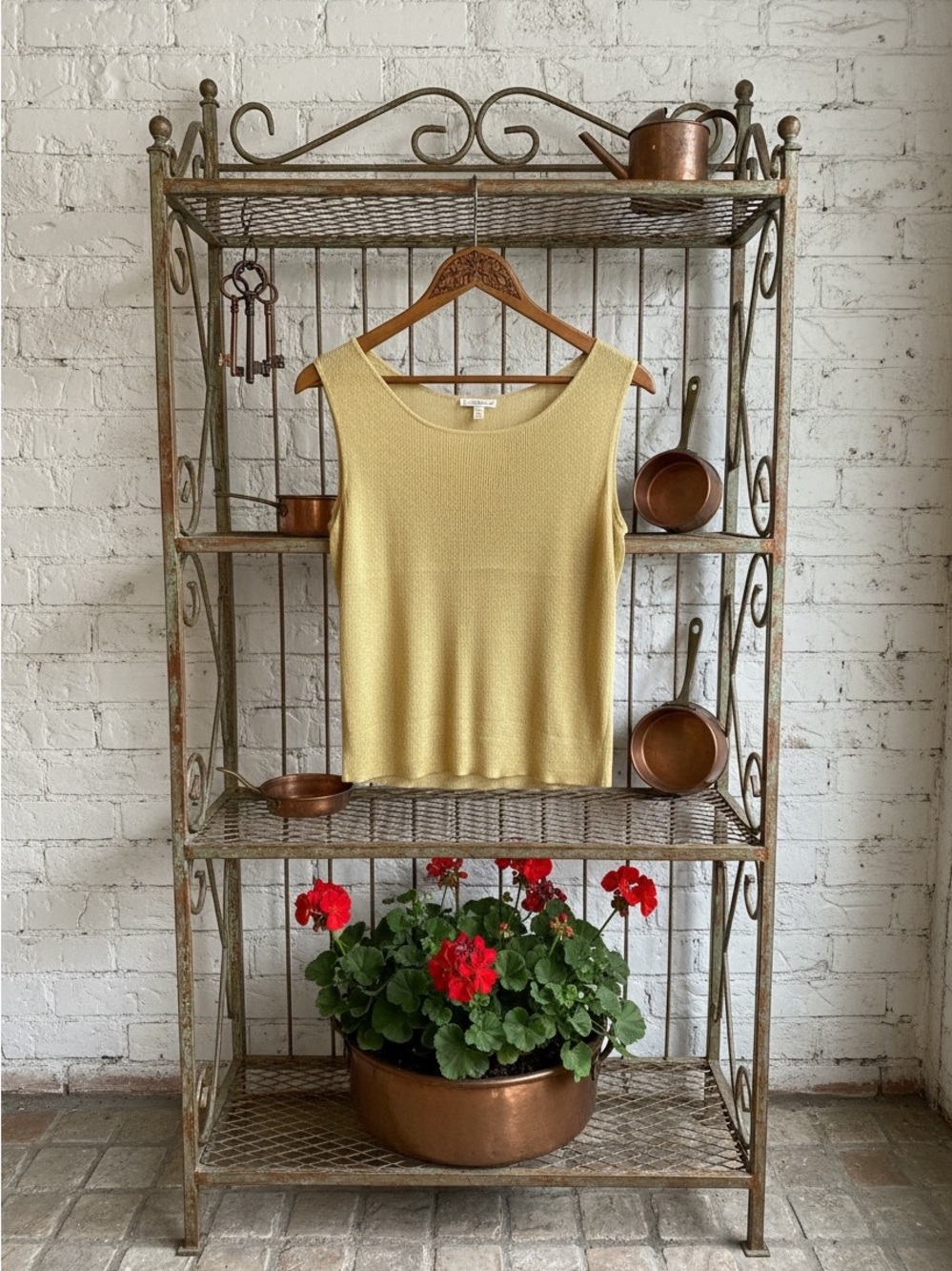 Coldwater Creek stretchy gold tank